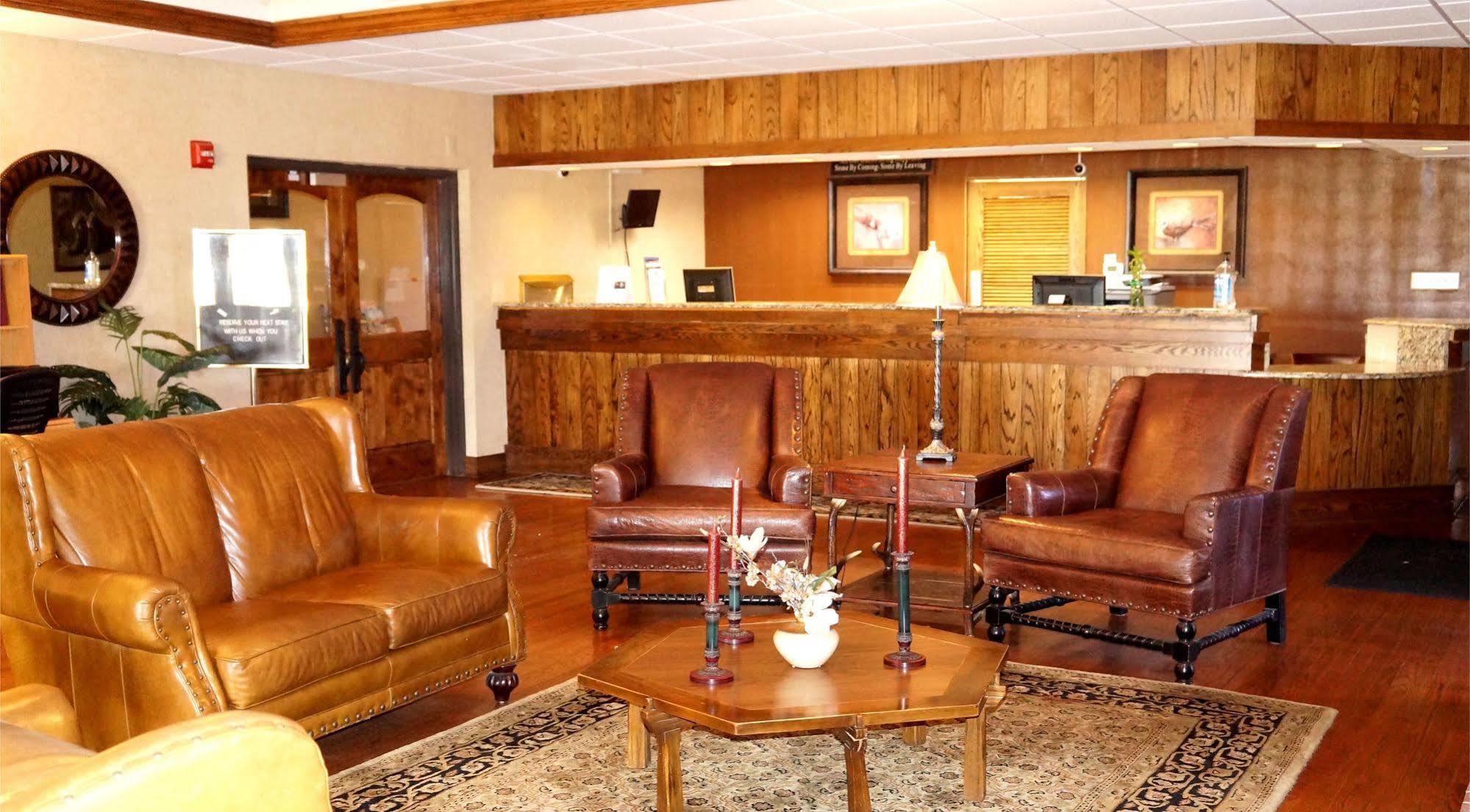 Plaza Inn Midland Buitenkant foto